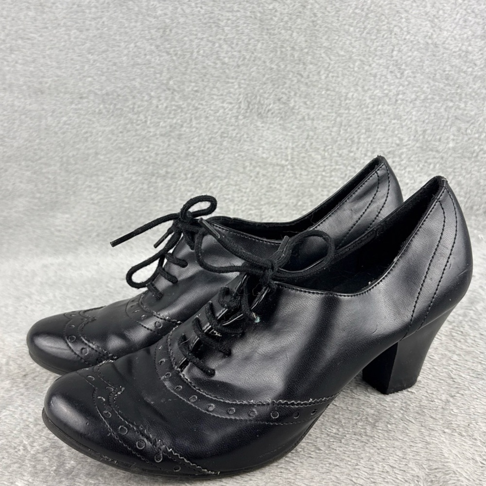 Predictions Classic Black Lace-Up Heeled Oxford Shoes Women’s 7.5
